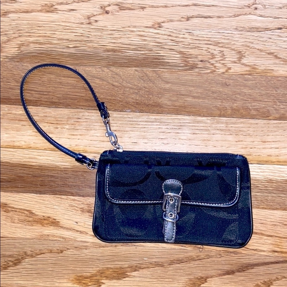 Wristlet